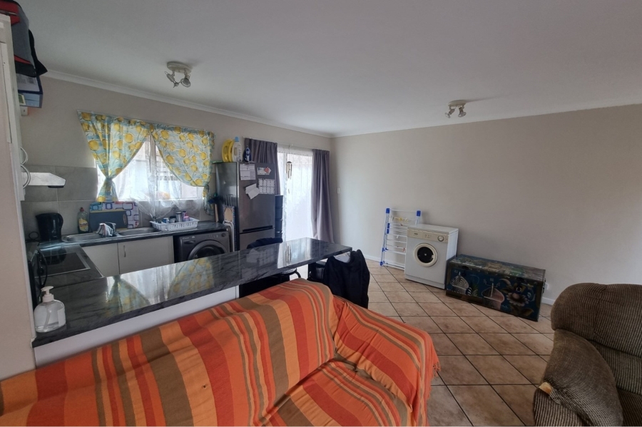 2 Bedroom Property for Sale in Parklands Western Cape